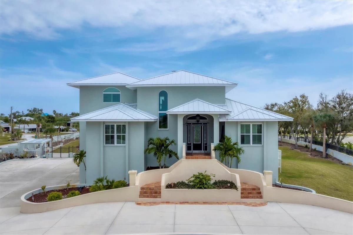 342 GREEN DOLPHIN DRIVE — photo 5 of 54