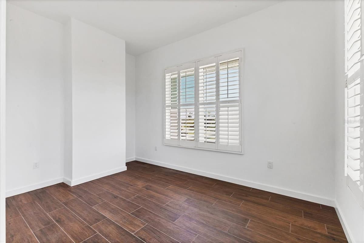 342 GREEN DOLPHIN DRIVE — photo 31 of 54