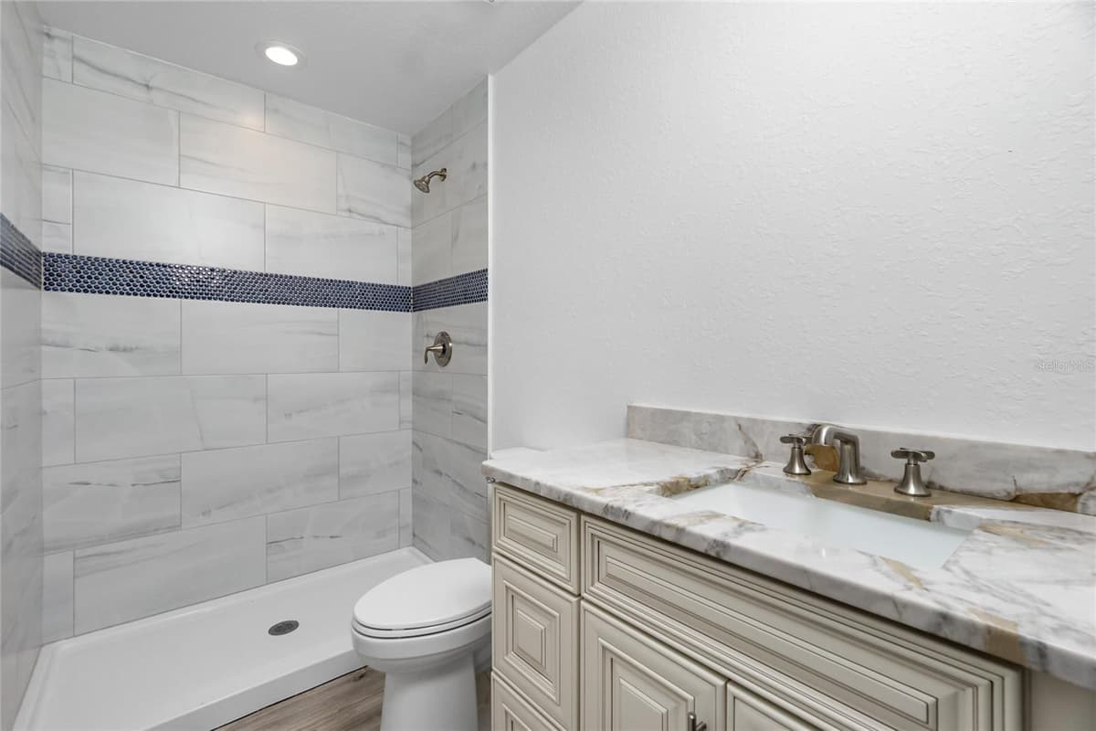 8099 WALBERT STREET — photo 19 of 55