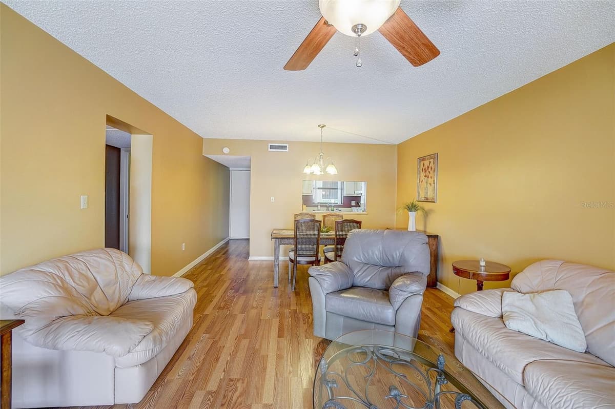 2400 WINDING CREEK BOULEVARD — photo 10 of 43