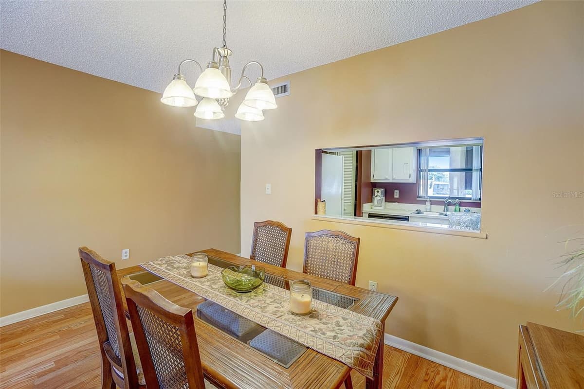 2400 WINDING CREEK BOULEVARD — photo 15 of 43