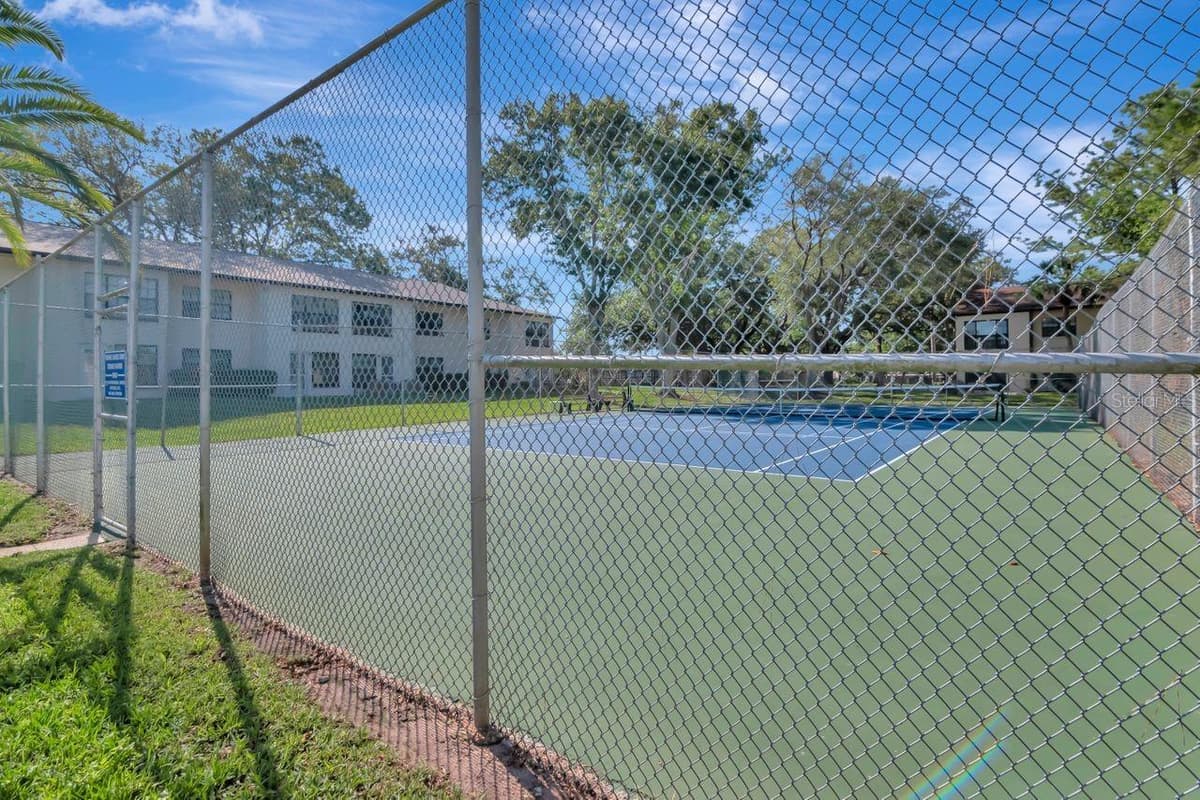 2400 WINDING CREEK BOULEVARD — photo 42 of 43