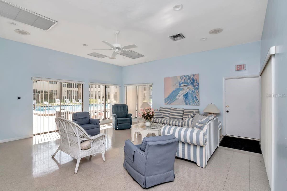 2400 WINDING CREEK BOULEVARD — photo 35 of 43