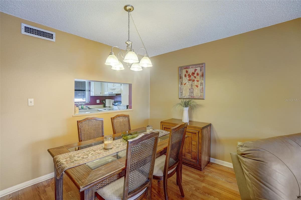 2400 WINDING CREEK BOULEVARD — photo 14 of 43