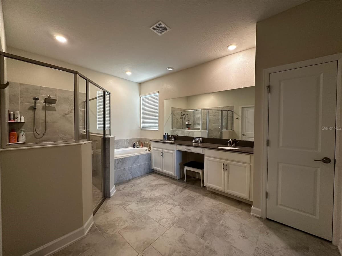 3253 WAUSEON DRIVE — photo 13 of 40