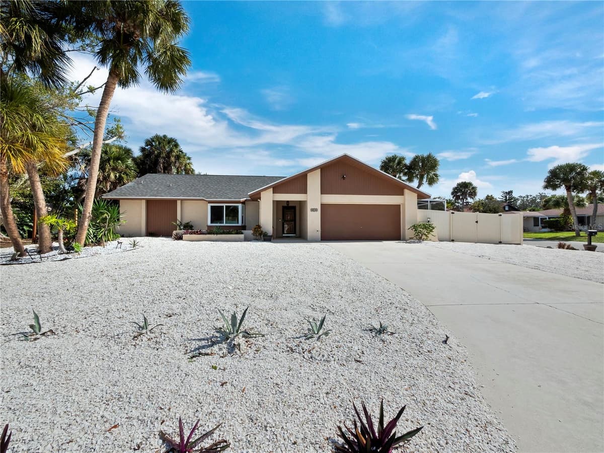 516 CASAS BONITAS WAY — photo 1 of 25