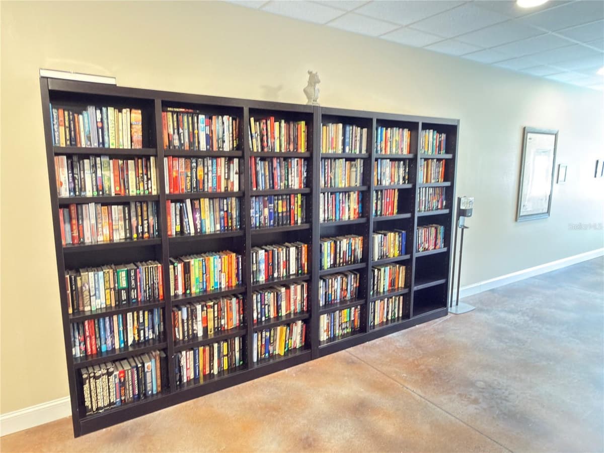 5143 NORTHSHORE DRIVE — photo 37 of 51