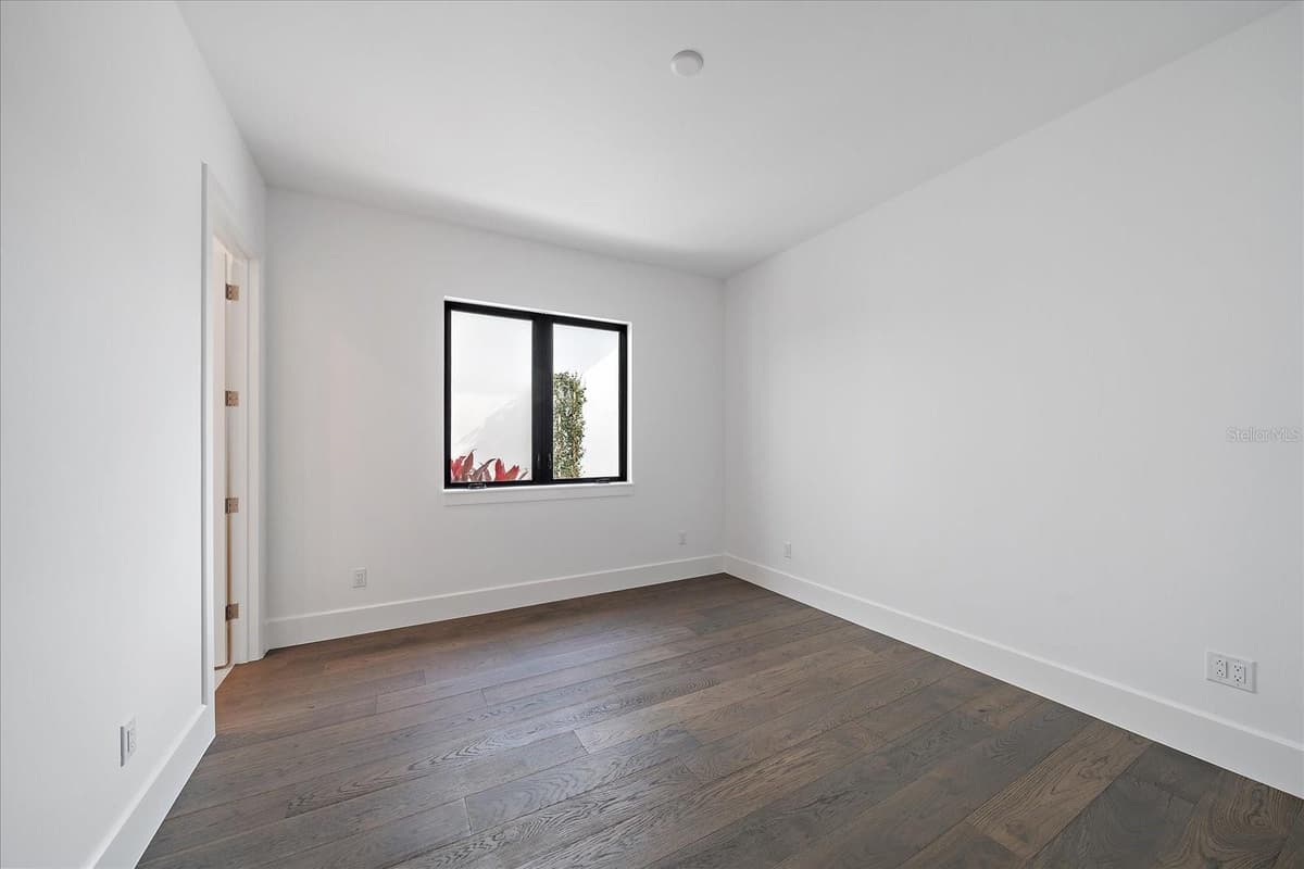 3739 CALEDONIA LANE — photo 17 of 38
