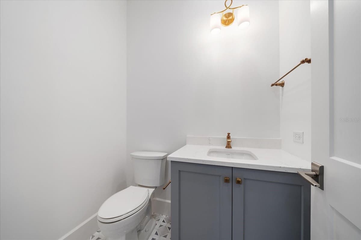 3739 CALEDONIA LANE — photo 12 of 38