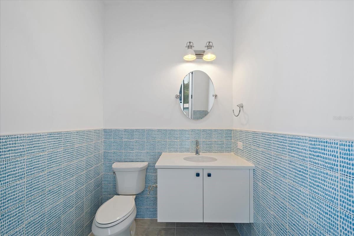 3739 CALEDONIA LANE — photo 9 of 38