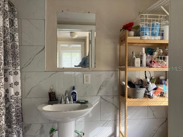 806 DE LEON STREET — photo 14 of 19
