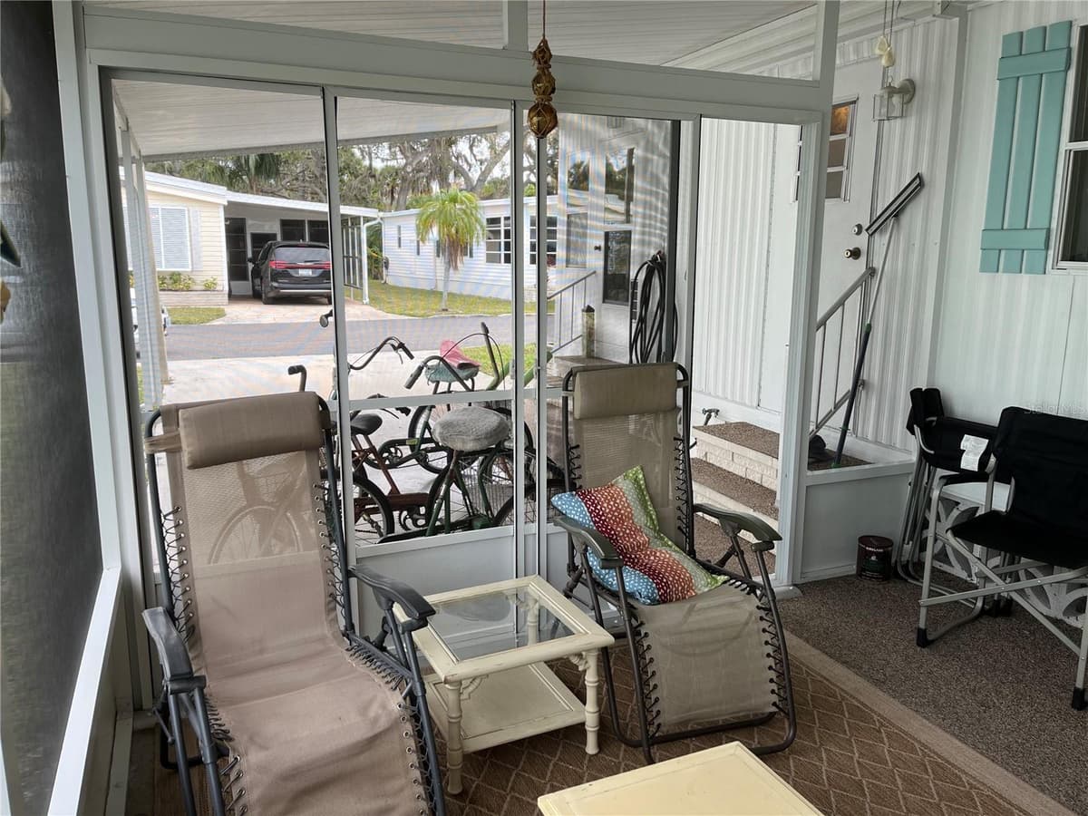 626 CERVINA DRIVE — photo 41 of 43