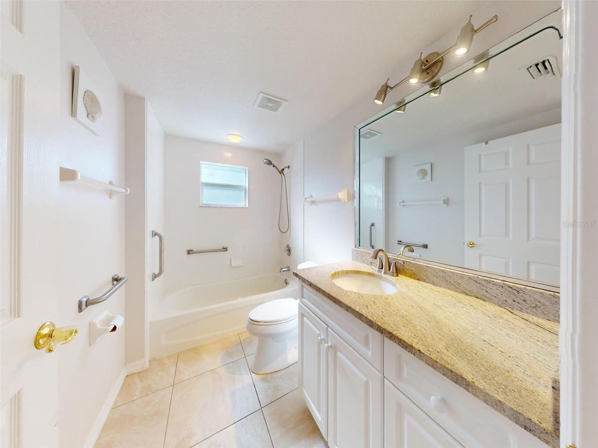 5300 ATLANTIC AVENUE — photo 27 of 50