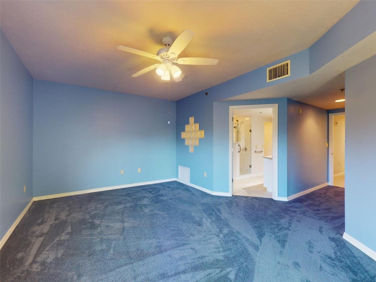 5300 ATLANTIC AVENUE — photo 34 of 50