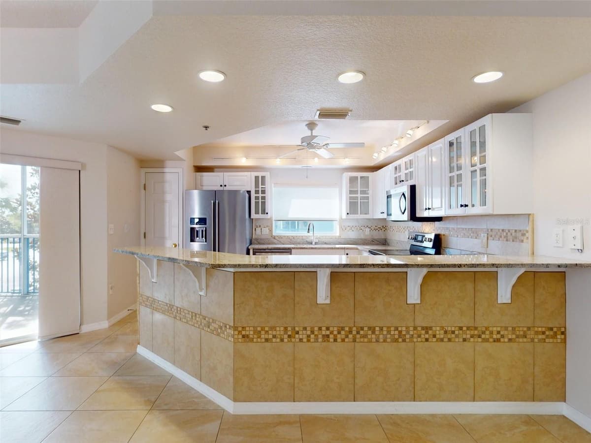 5300 ATLANTIC AVENUE — photo 12 of 50