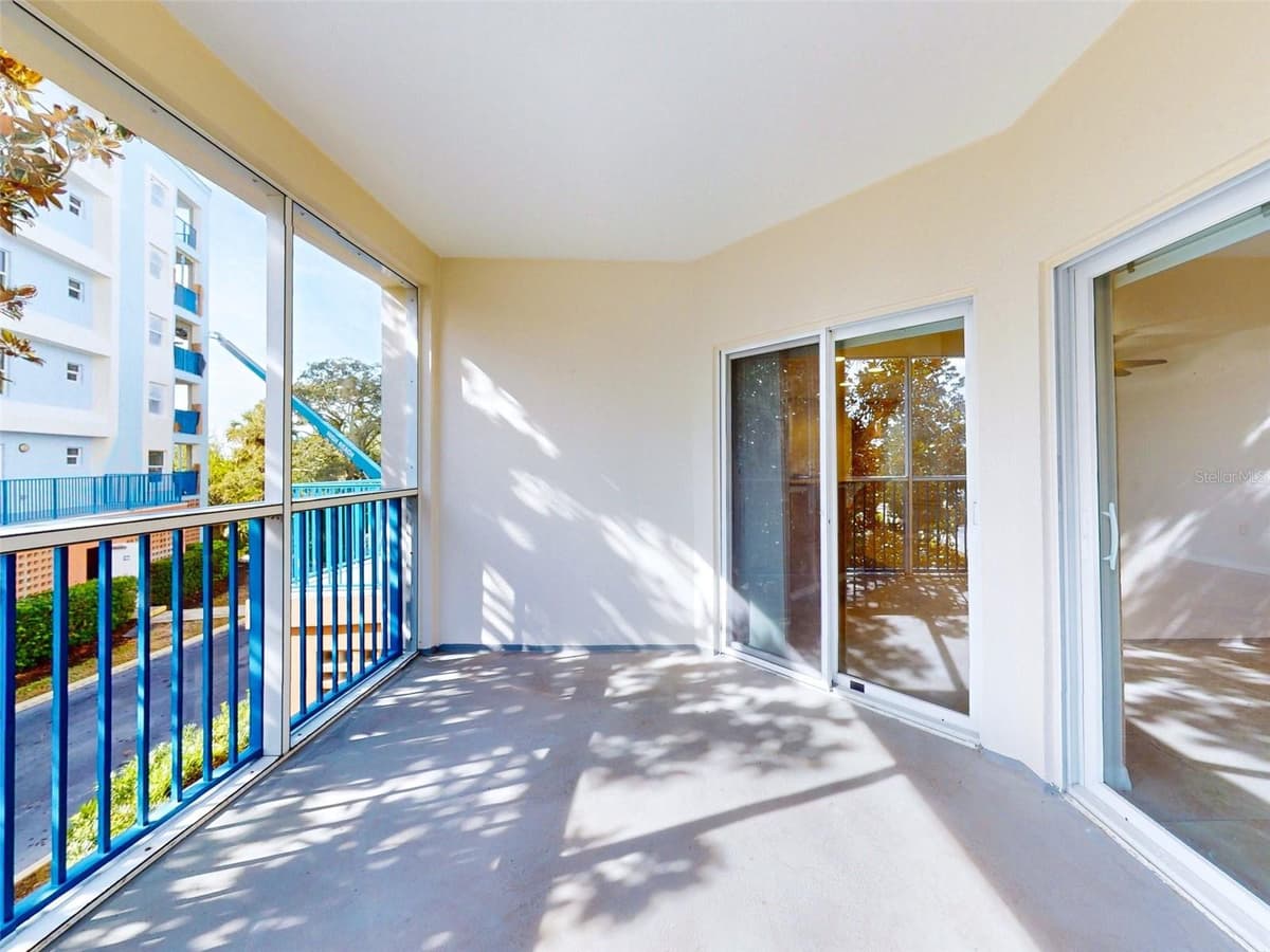 5300 ATLANTIC AVENUE — photo 10 of 50