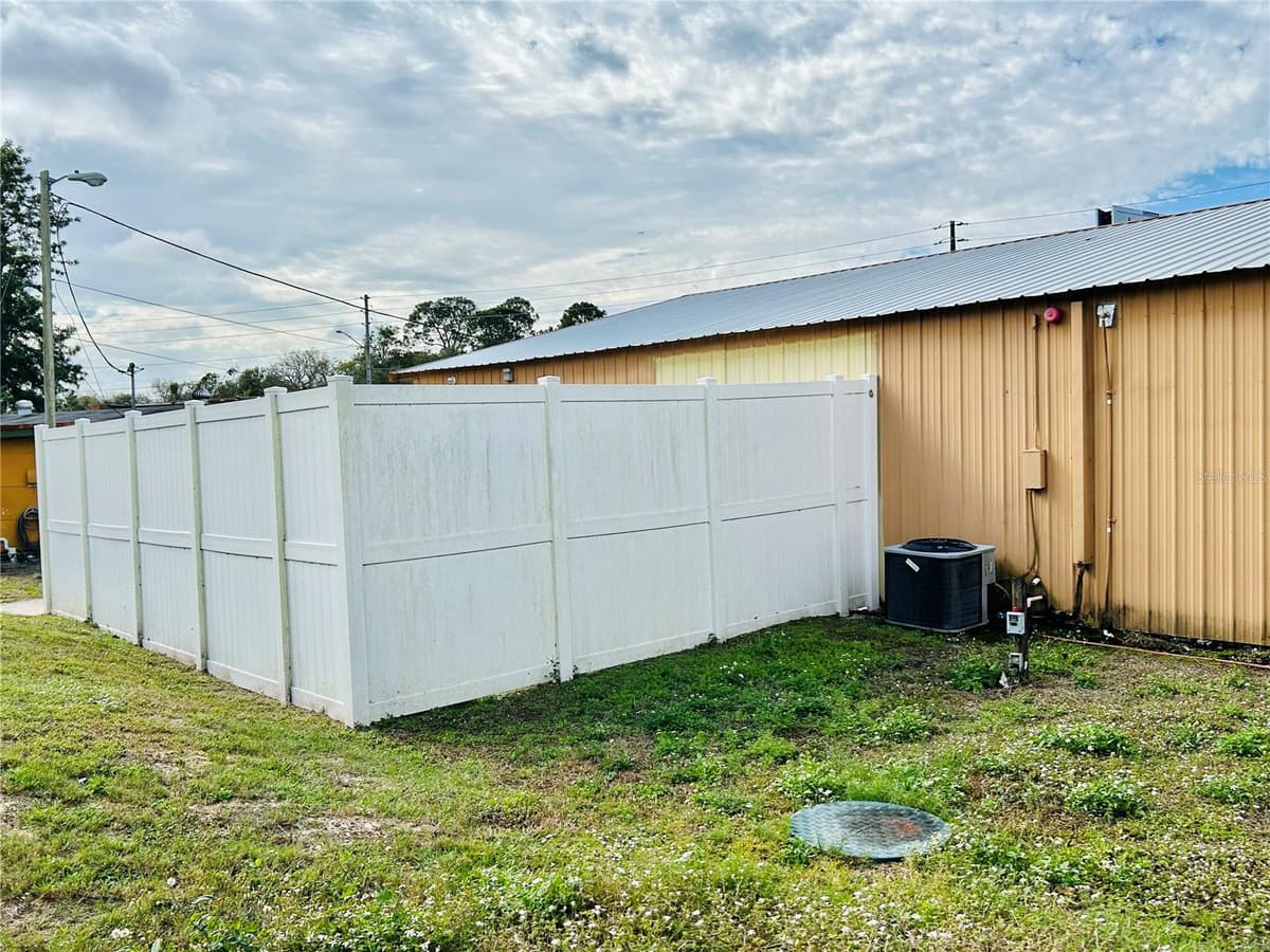 3377 FORSYTH ROAD — photo 10 of 15