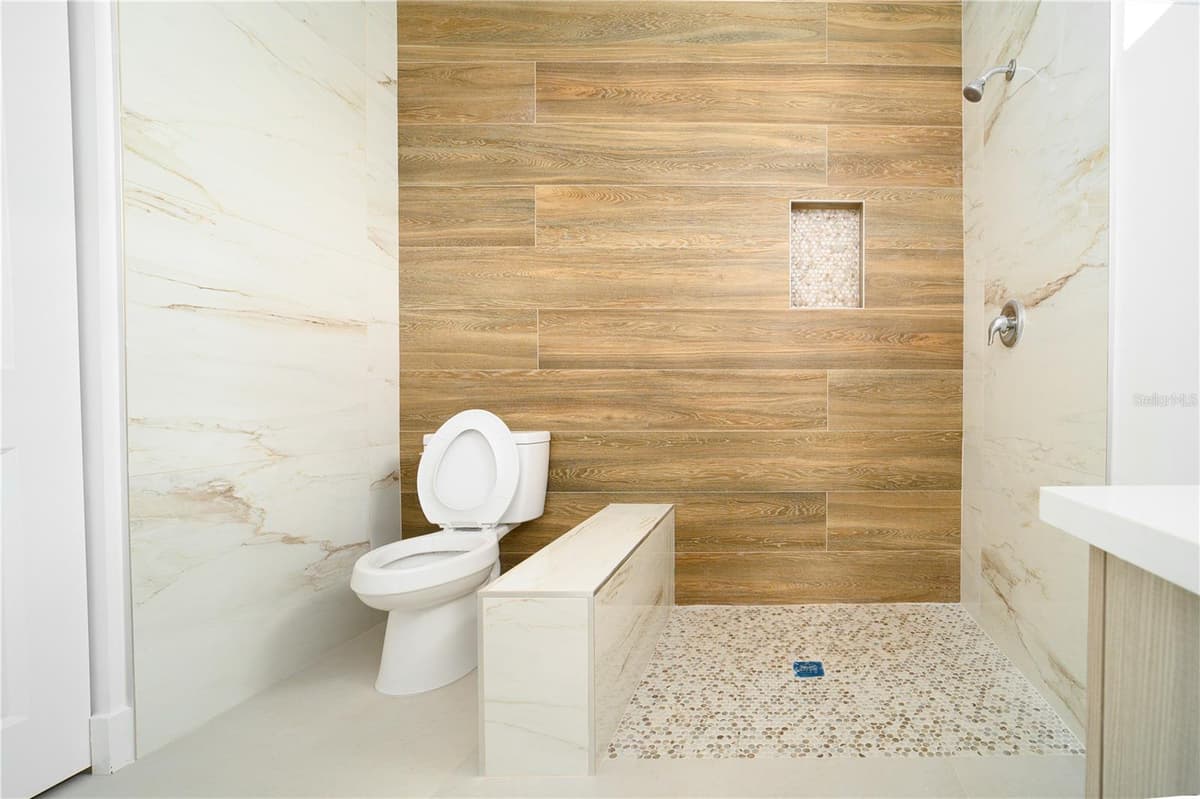 xx 15101 BRAINBRIDGE CIRCLE — photo 5 of 26