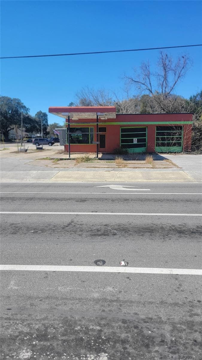 10 250TH STREET — photo 3 of 5