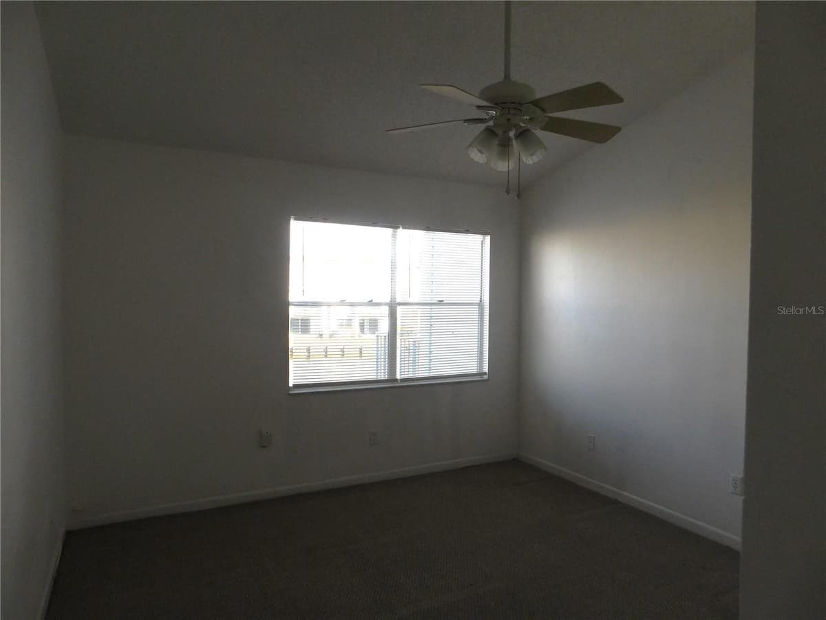 2540 WOODGATE BOULEVARD — photo 26 of 38