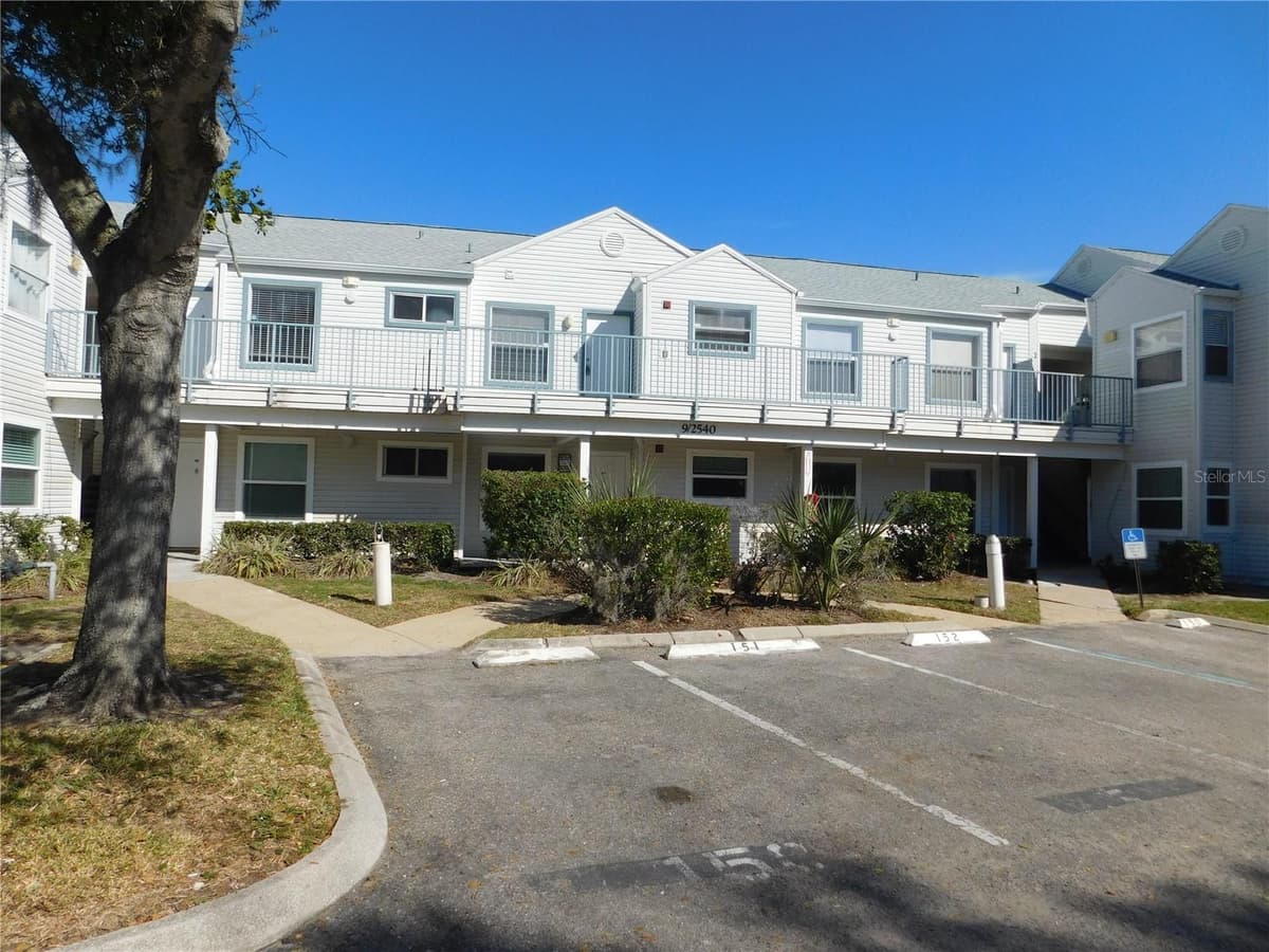 2540 WOODGATE BOULEVARD — photo 2 of 38