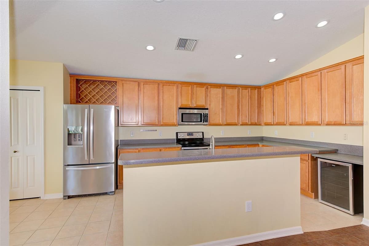 422 DOWN PINE DRIVE — photo 14 of 40