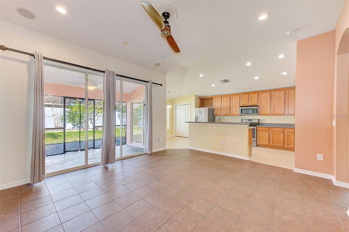 422 DOWN PINE DRIVE — photo 10 of 40