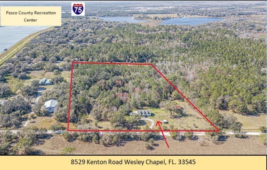8529 KENTON ROAD — photo 4 of 51