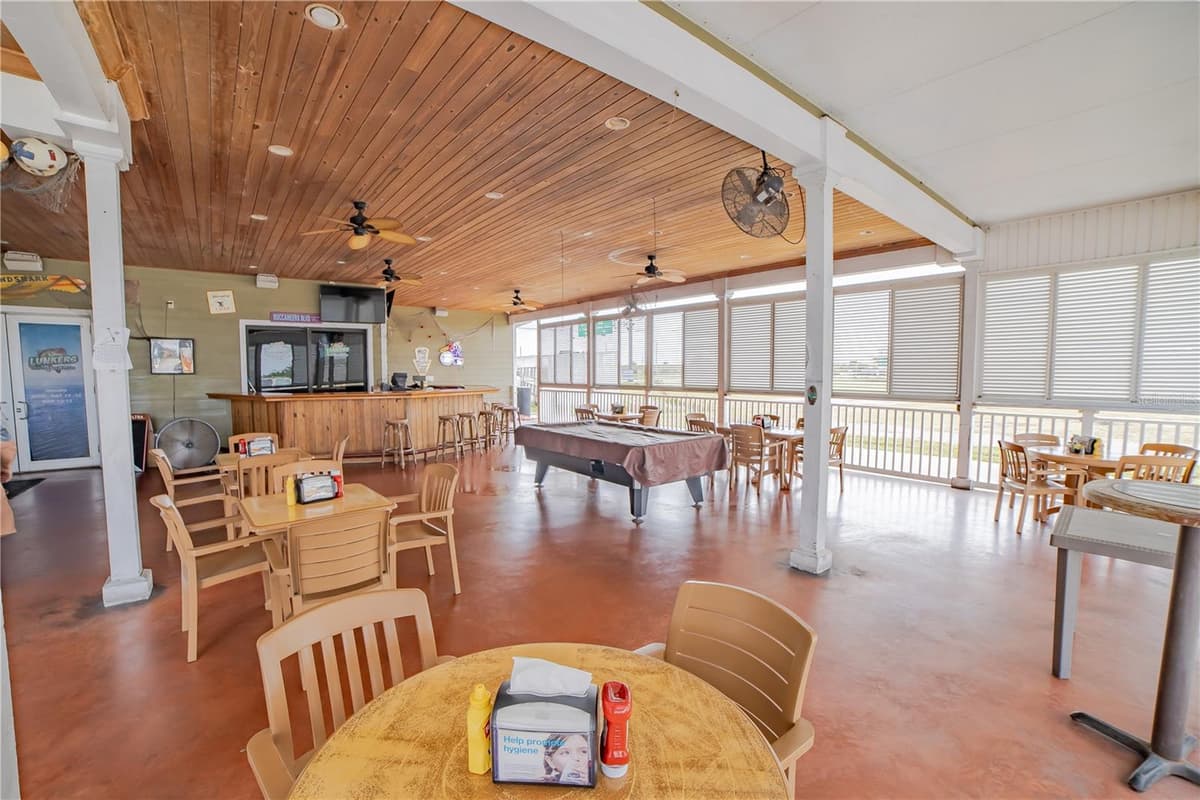 4825 U S 441 HIGHWAY — photo 10 of 28