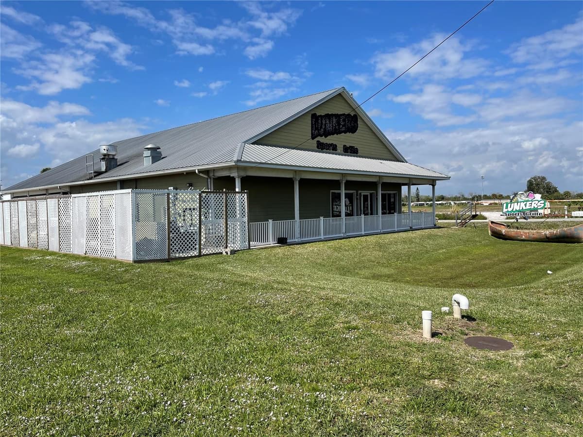 4825 U S 441 HIGHWAY — photo 1 of 28