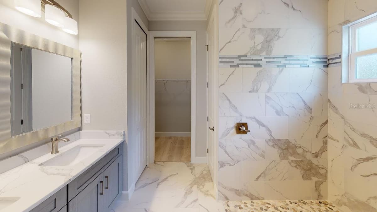 5221 SAN MATEO DRIVE — photo 12 of 12