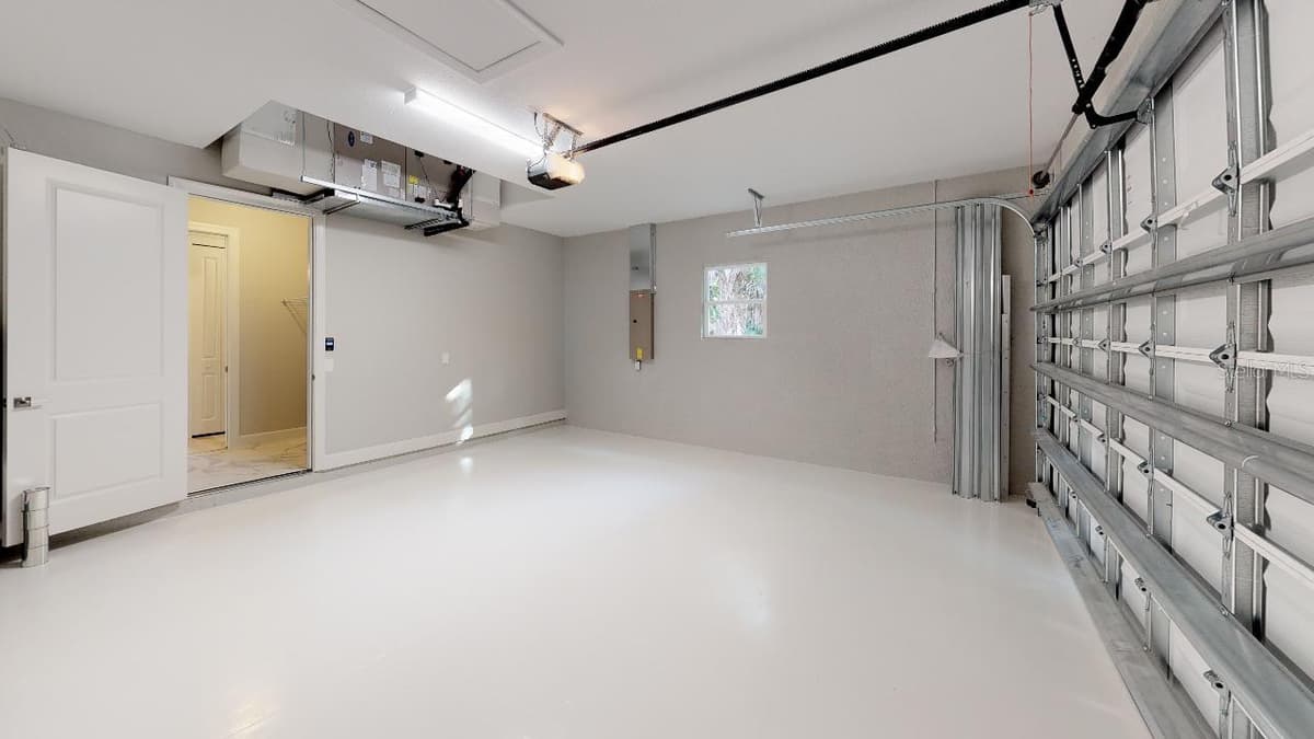 5221 SAN MATEO DRIVE — photo 10 of 12