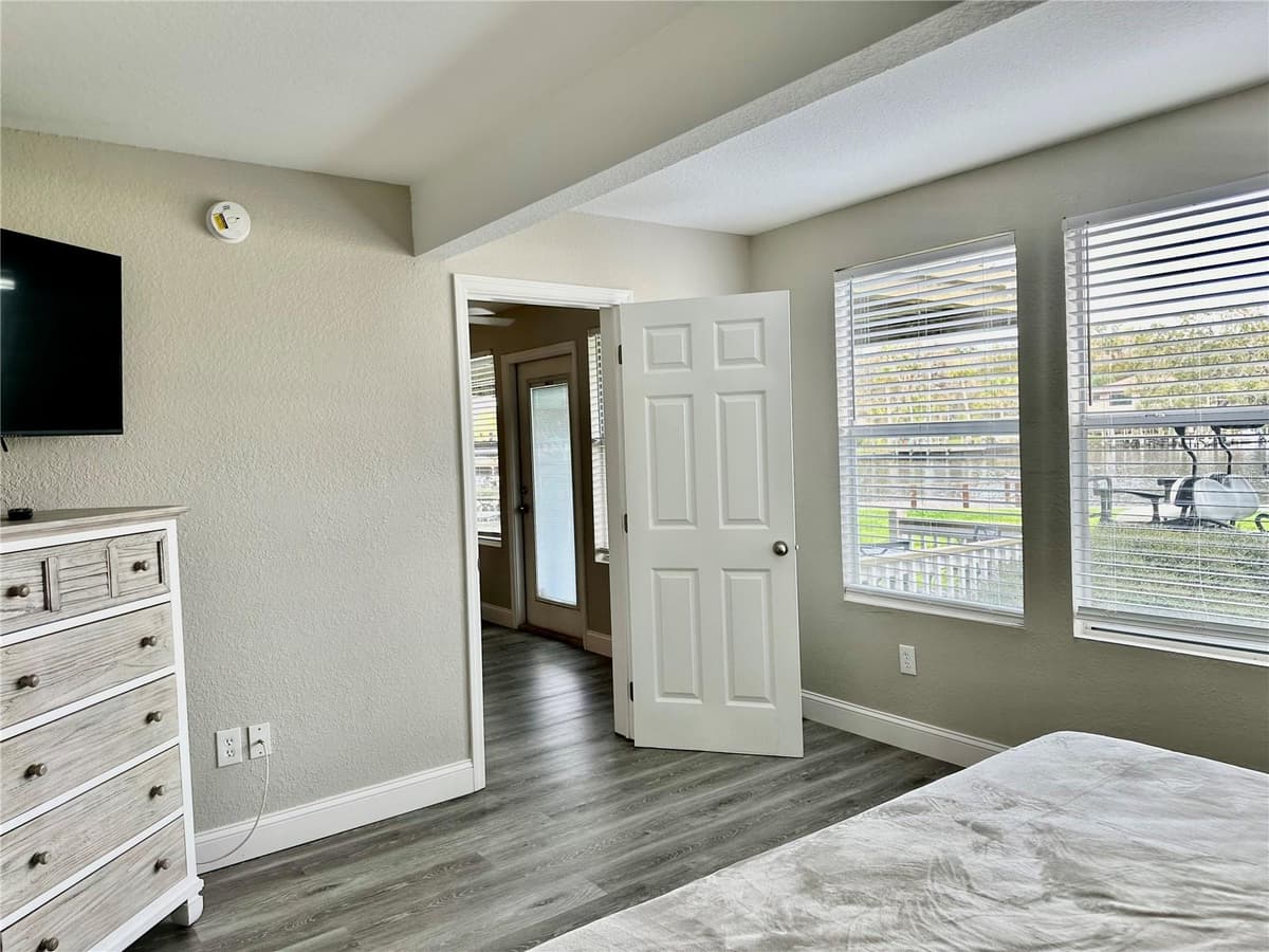 5297 CHEROKEE WAY — photo 8 of 27