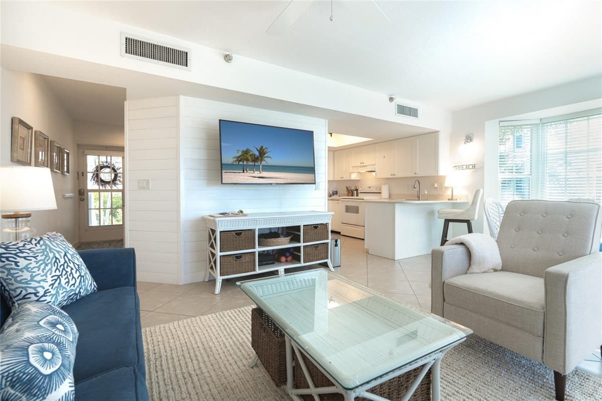 7450 PALM ISLAND DRIVE — photo 13 of 30