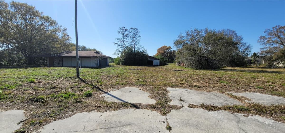 6012 LORRAINE ROAD — photo 1 of 21
