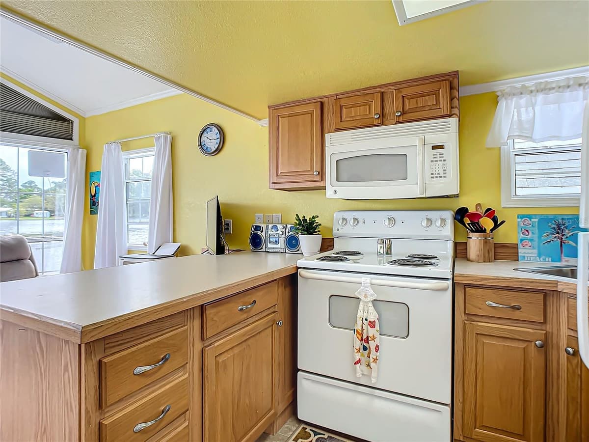 92 EAGLE POINT — photo 7 of 22