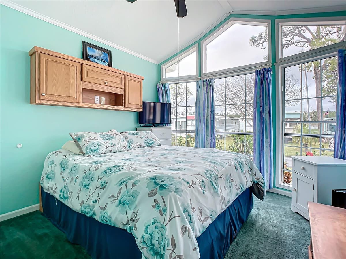 92 EAGLE POINT — photo 10 of 22