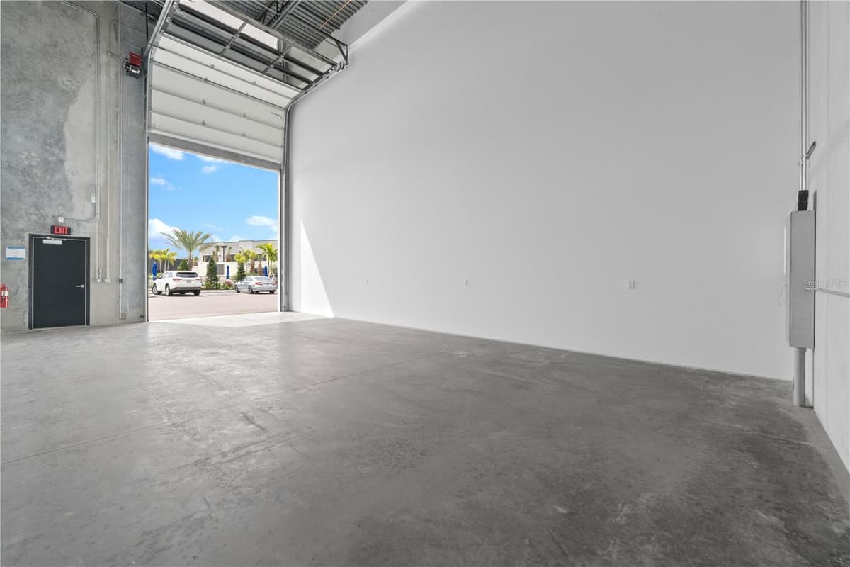 6500 MOTOR ENCLAVE WAY — photo 12 of 34