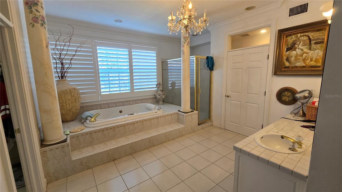 1648 LAGO VISTA BOULEVARD — photo 35 of 58