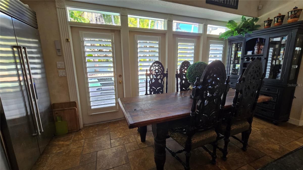 1648 LAGO VISTA BOULEVARD — photo 27 of 58