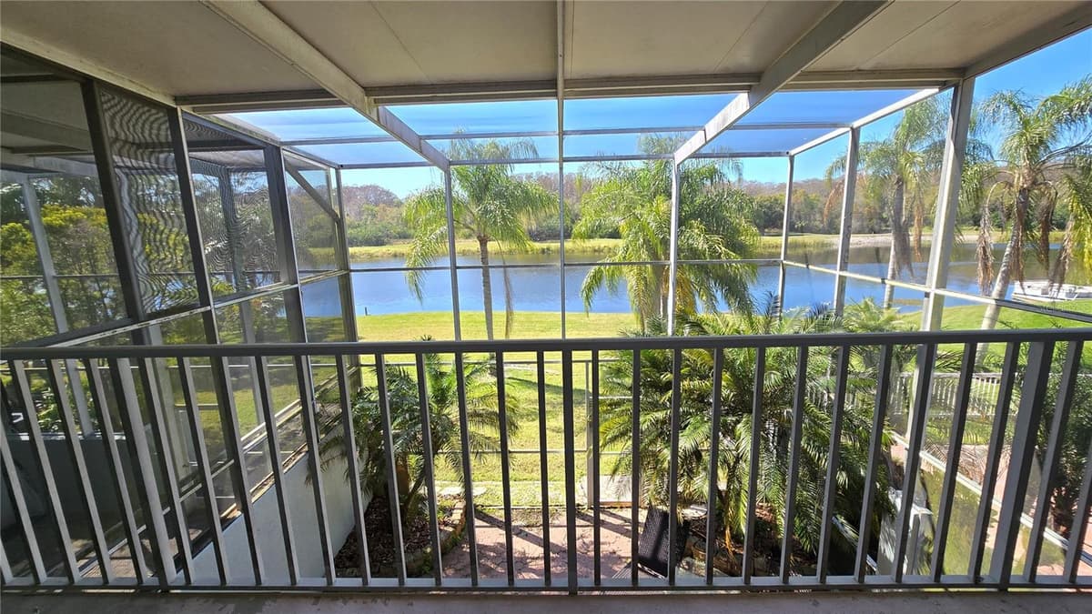 1648 LAGO VISTA BOULEVARD — photo 33 of 58