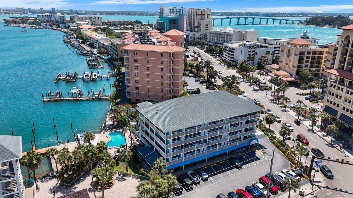 504 GULFVIEW BOULEVARD — photo 1 of 19