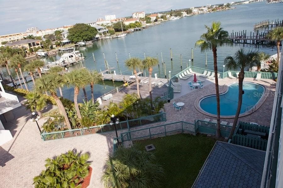504 GULFVIEW BOULEVARD — photo 10 of 19