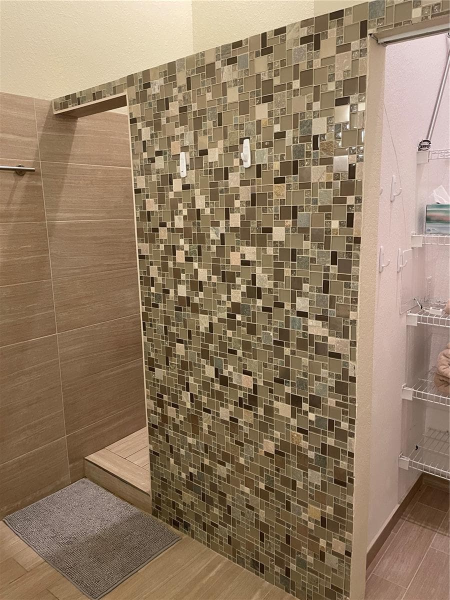 3651 CENTRAL AVE — photo 28 of 42