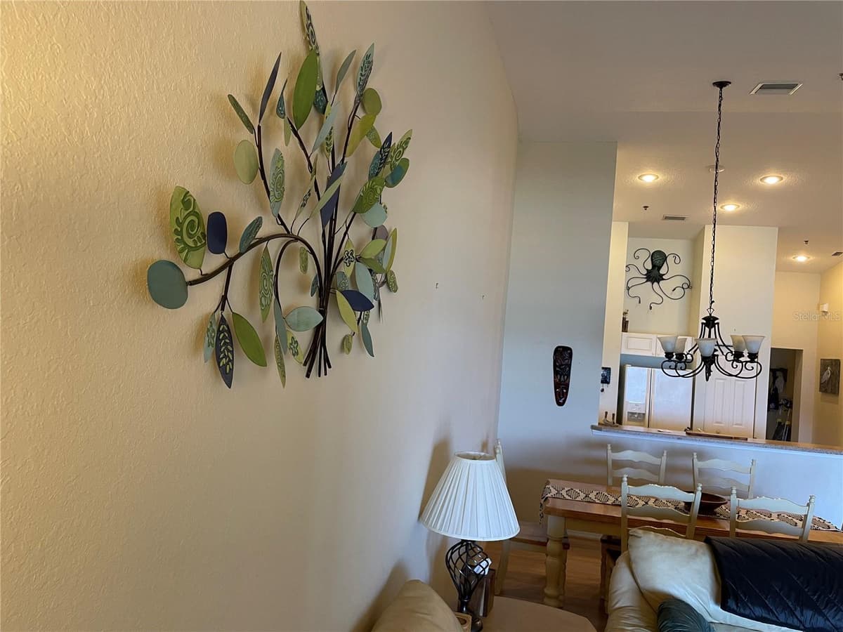 3651 CENTRAL AVE — photo 10 of 42