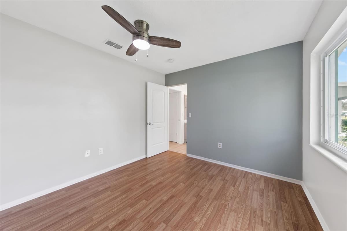 3915 SCHWALBE DRIVE — photo 15 of 16