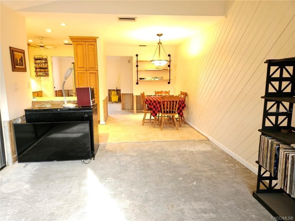 11684 SUNNYBROOK COURT — photo 16 of 33