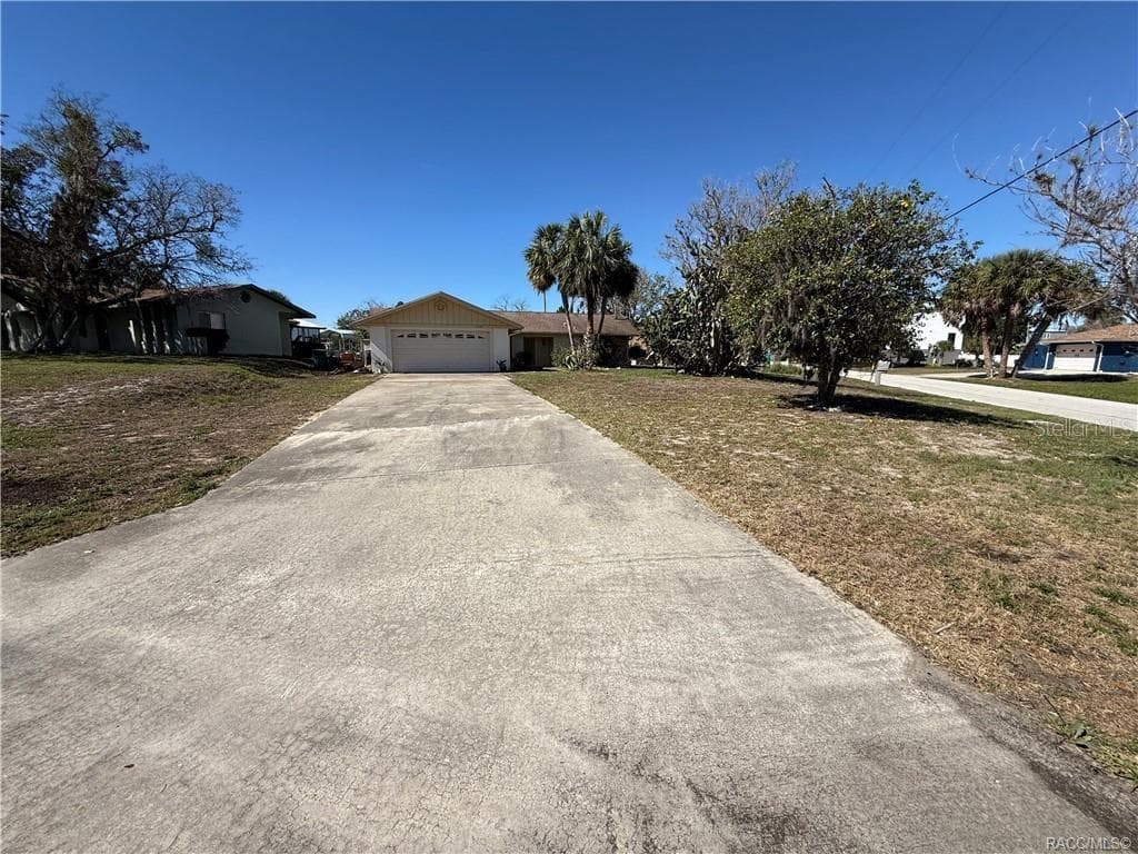 11684 SUNNYBROOK COURT — photo 26 of 33