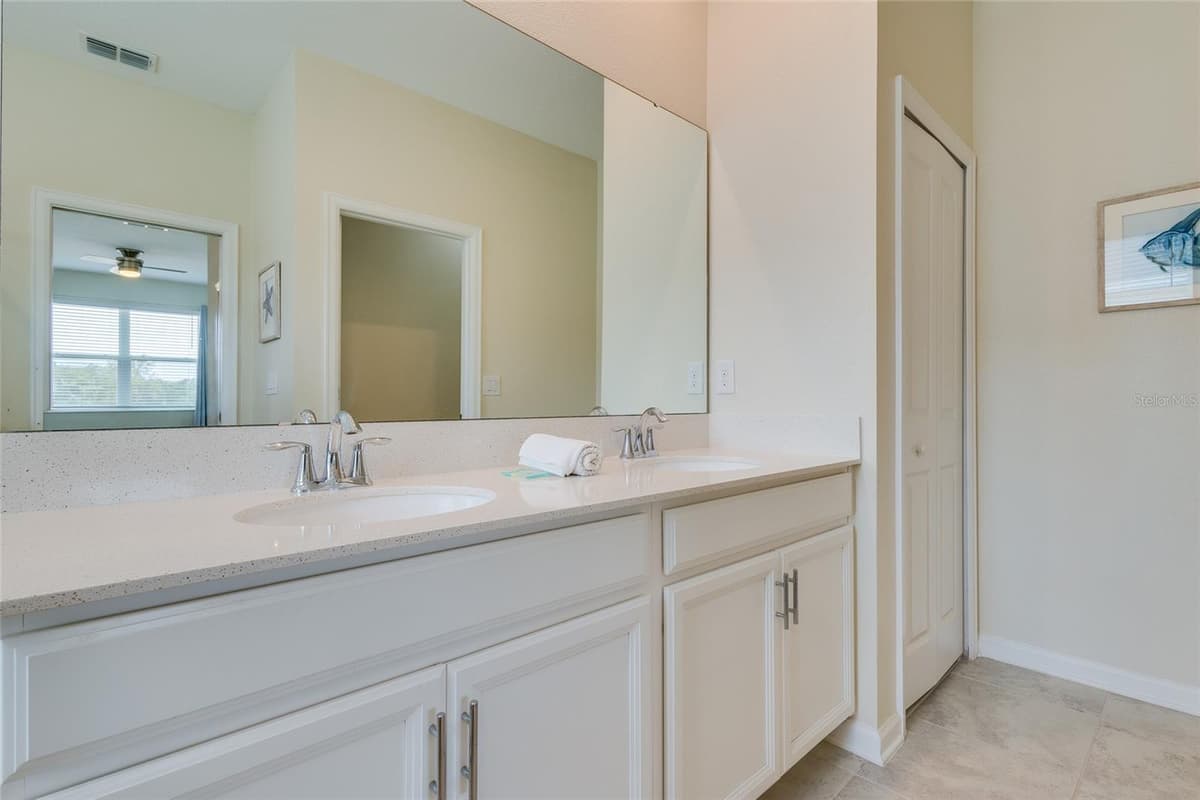 815 OCEAN COURSE AVENUE — photo 18 of 38