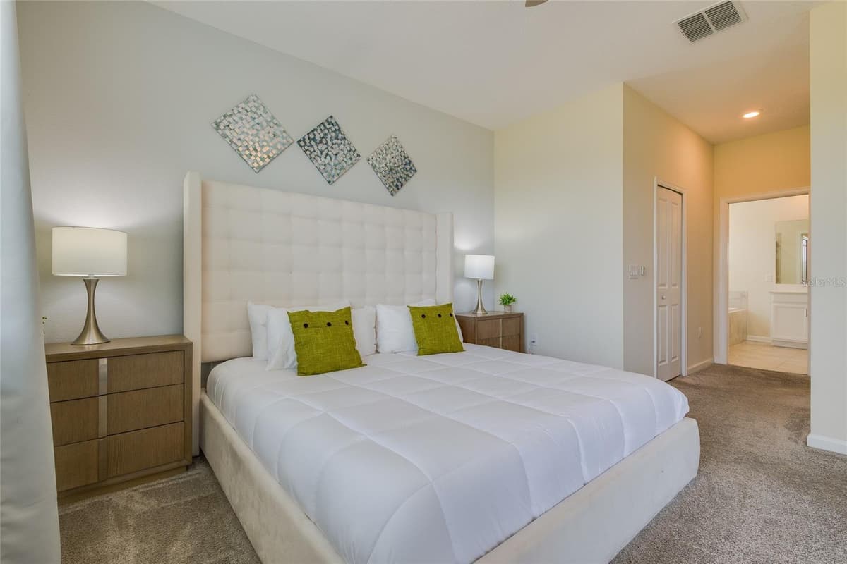 815 OCEAN COURSE AVENUE — photo 16 of 38